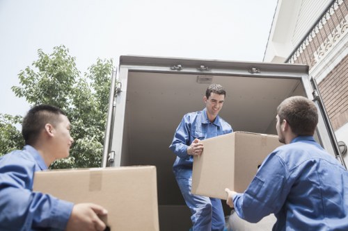 Secure storage for trades and e-commerce businesses in Charlton