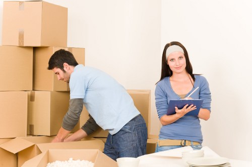 Navigating apartment access during flat removals in Charlton